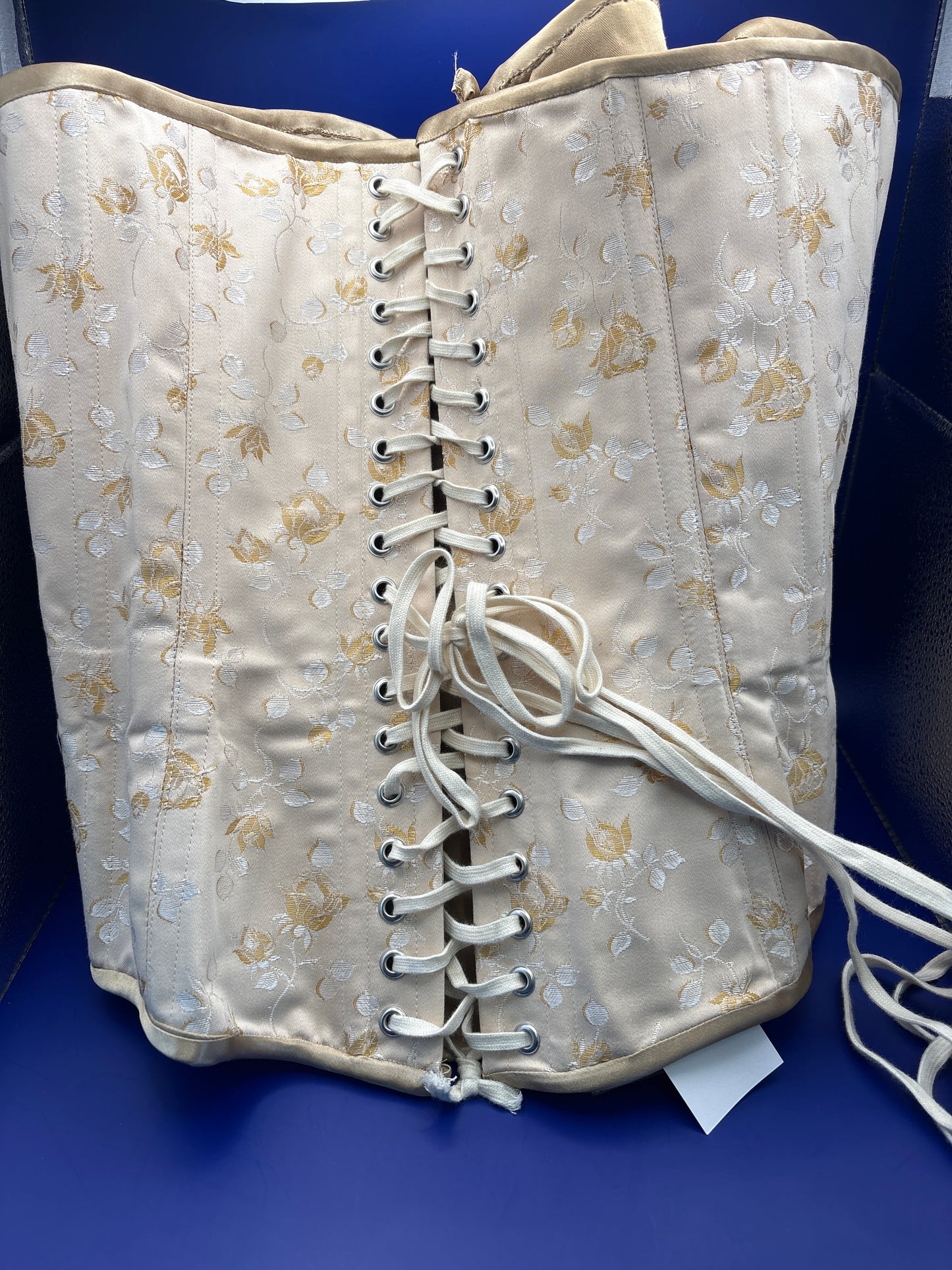 Rosebud Coutil corset