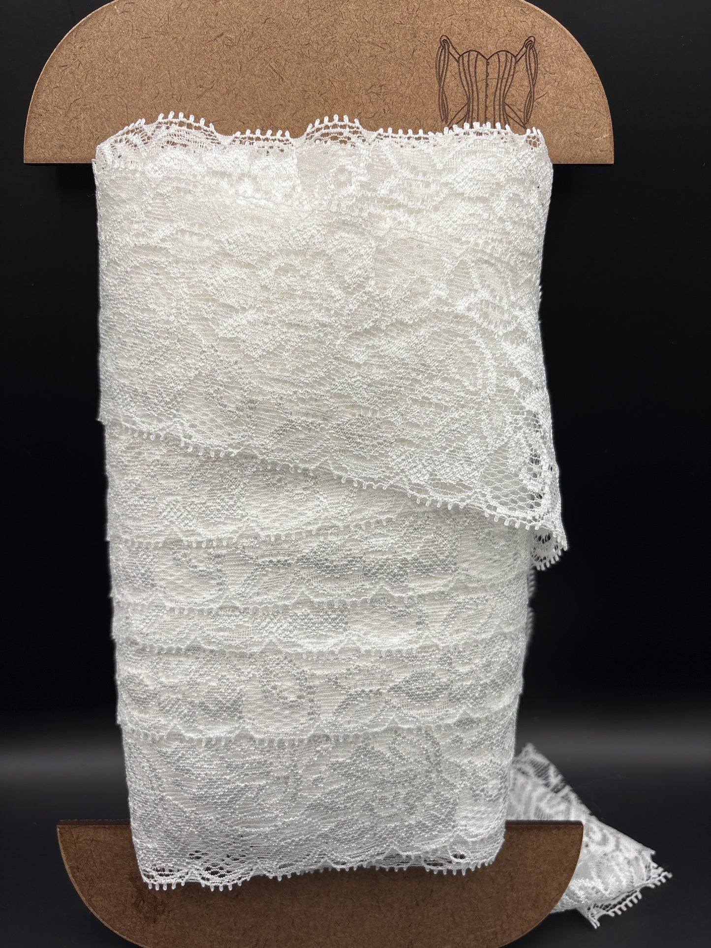 Stretch lace