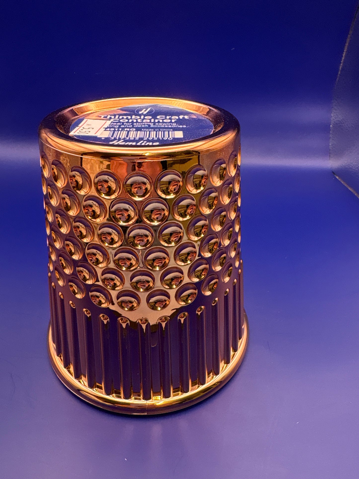 Thimble craft container