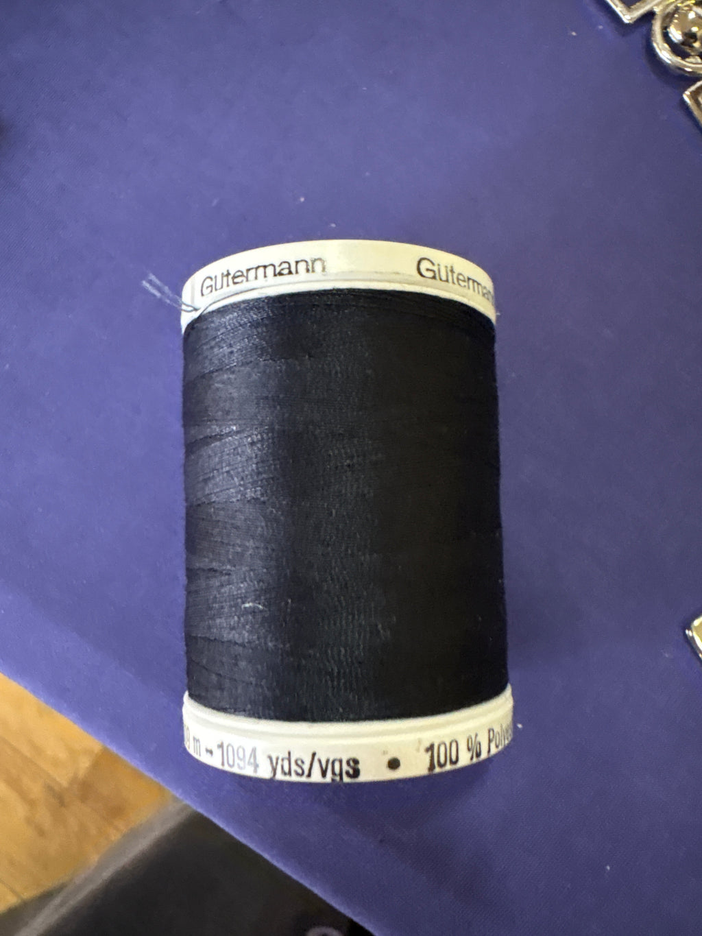Gutermann sew all thread 1000m