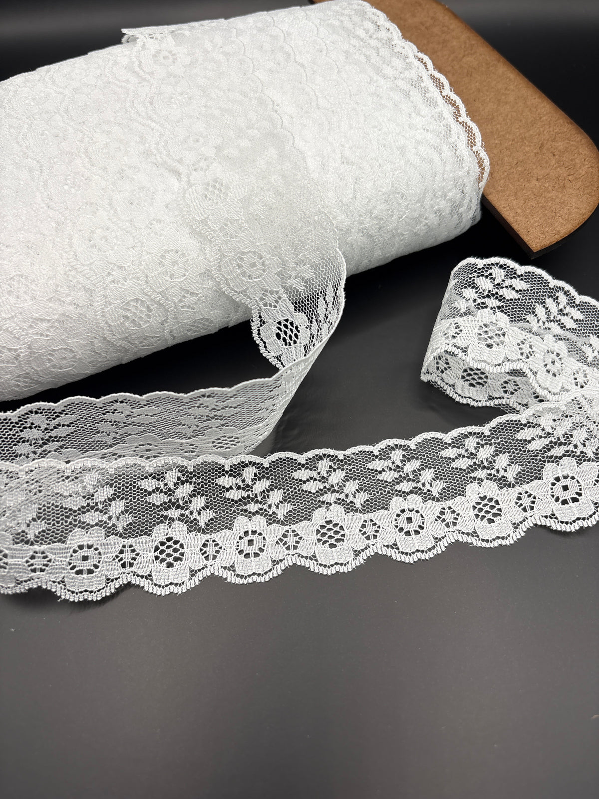 Nylon lace 35mm wide