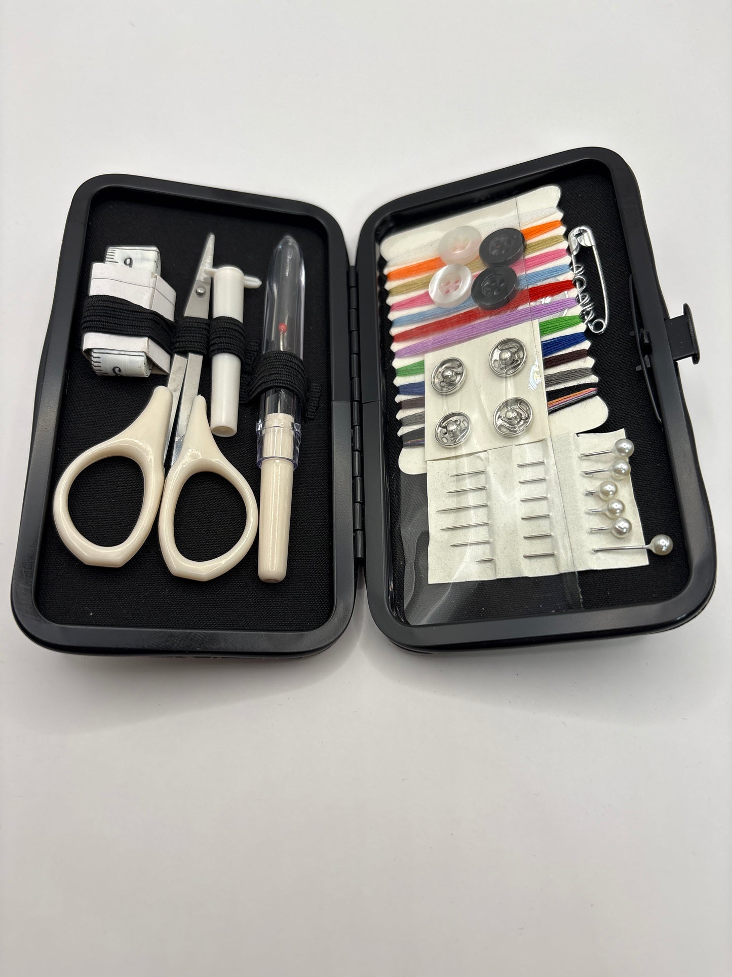 Hemline Gold sewing kit