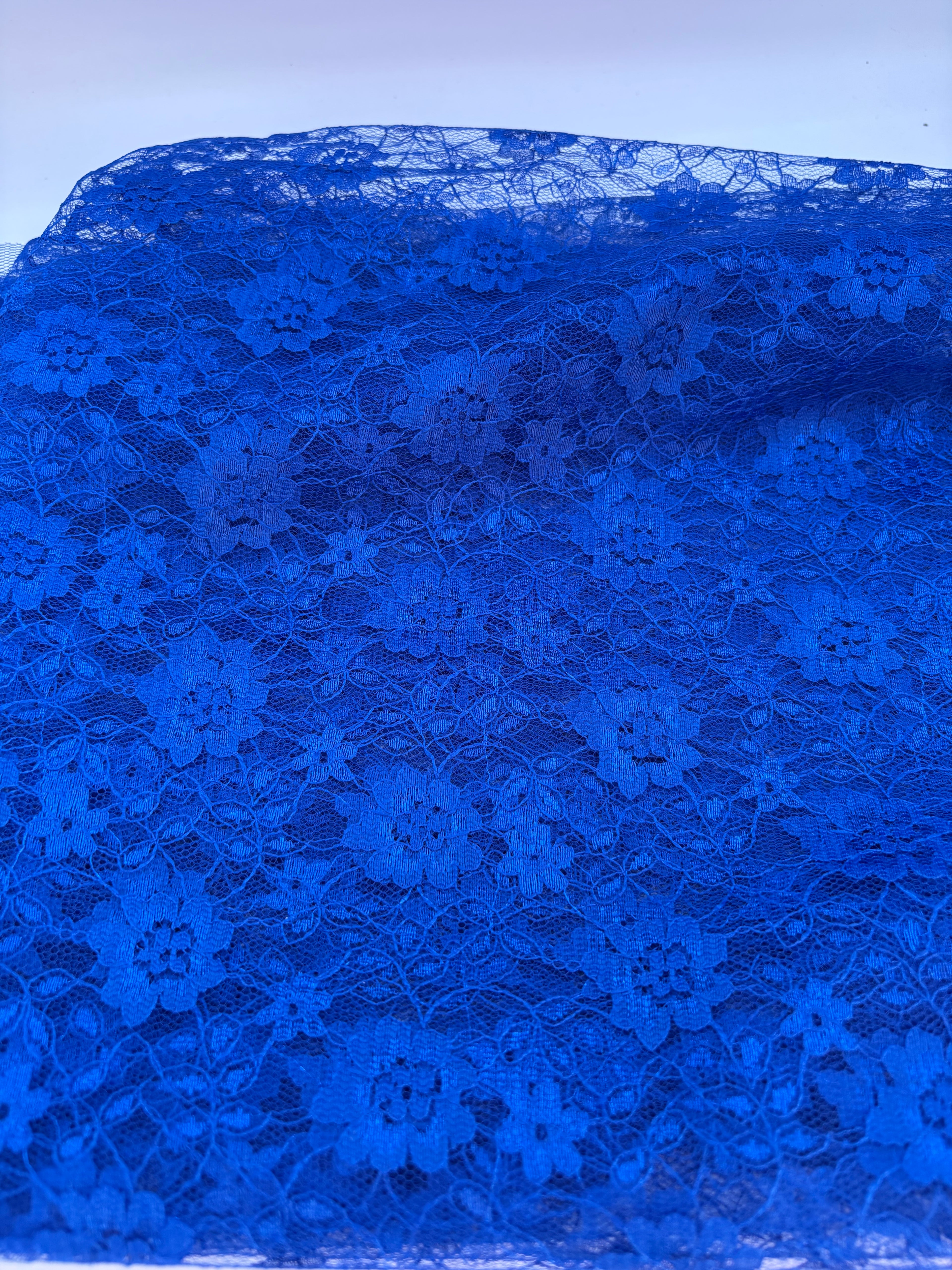 Plan dyed polyester lace