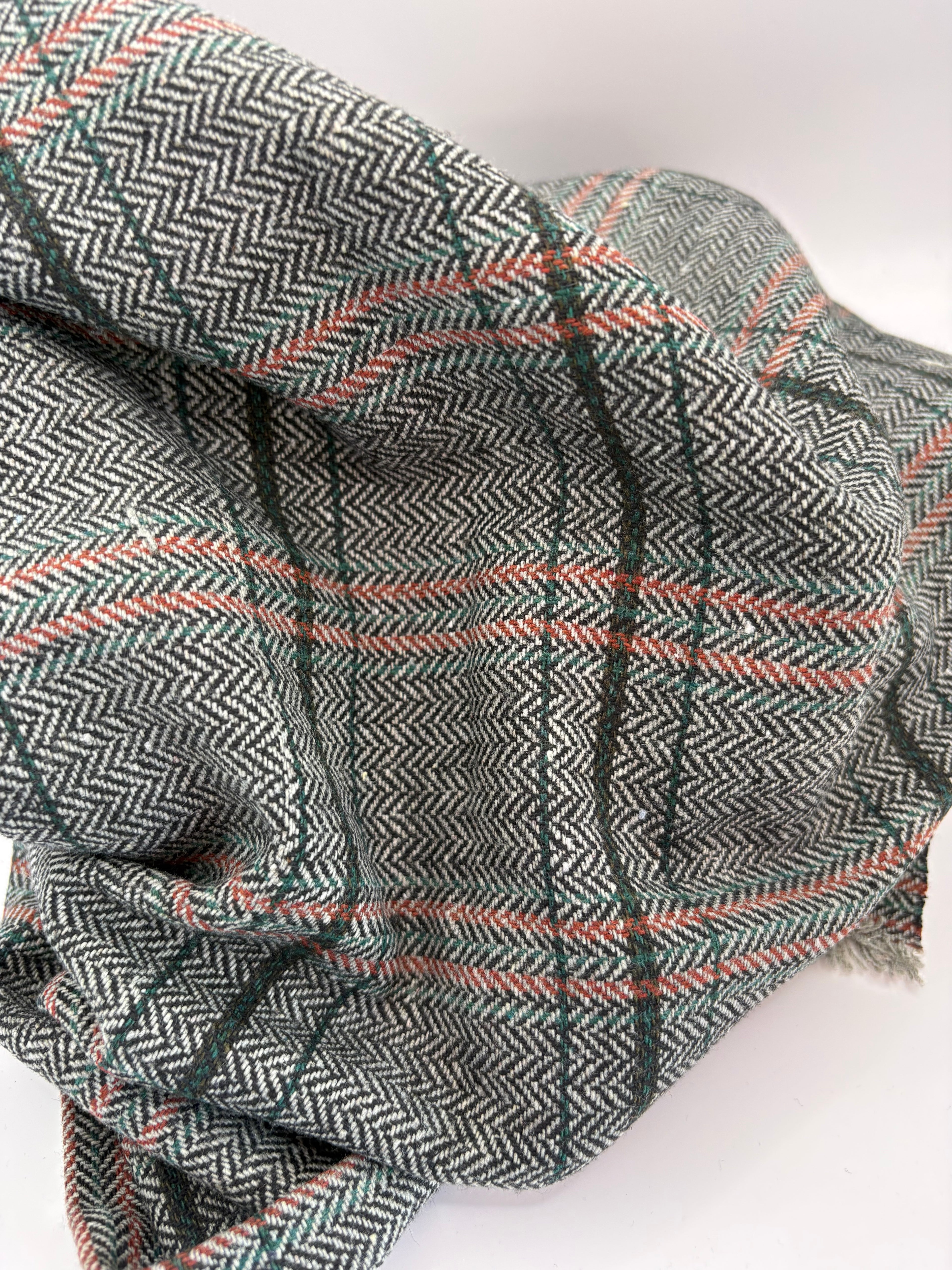 Poly Woven Tweed look Herringbone