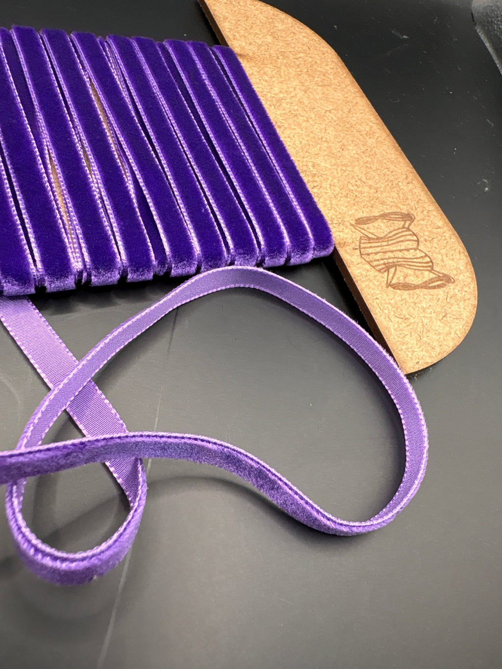 Violet velvet ribbon 7mm